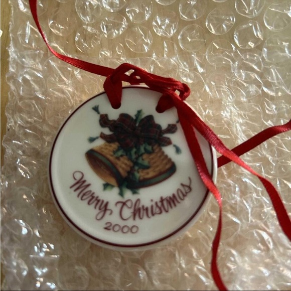 Vintage Longaberger tie on ornament for baskets, red ribbon, 2000 holiday - Picture 4 of 5